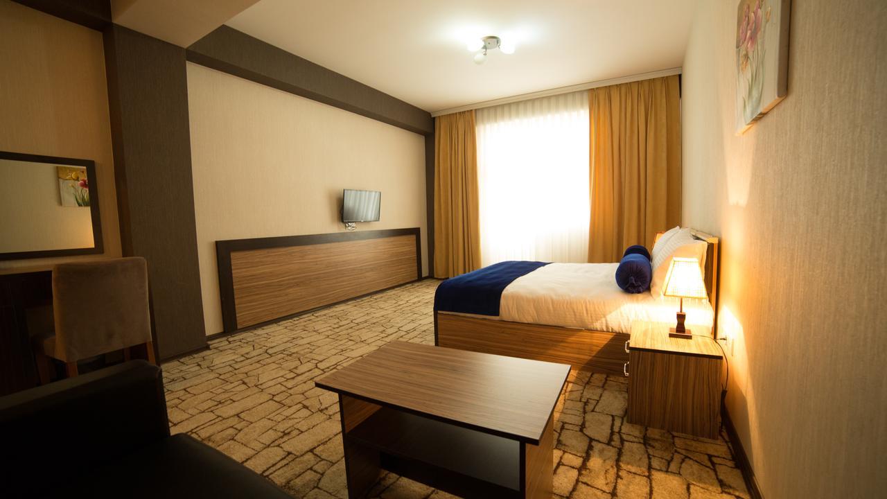 New City Hotel Masazir Eksteriør billede